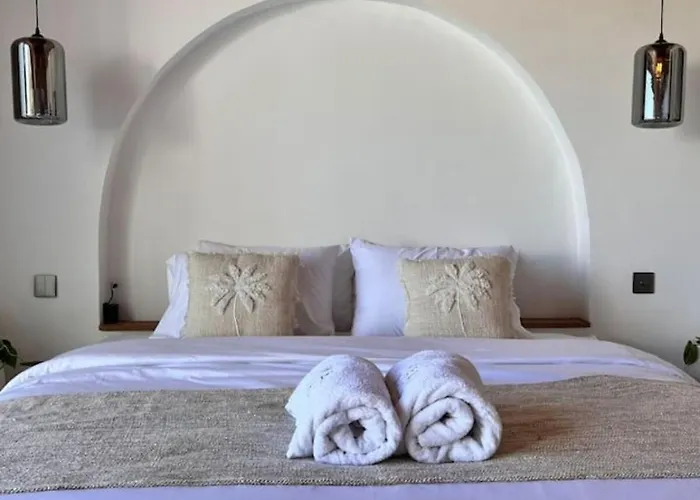 Cozy Wellness Villa- Sauna & Pools, 3 Min To * ウルワツ