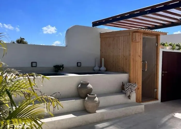 Cozy Wellness Villa- Sauna & Pools, 3 Min To アパート