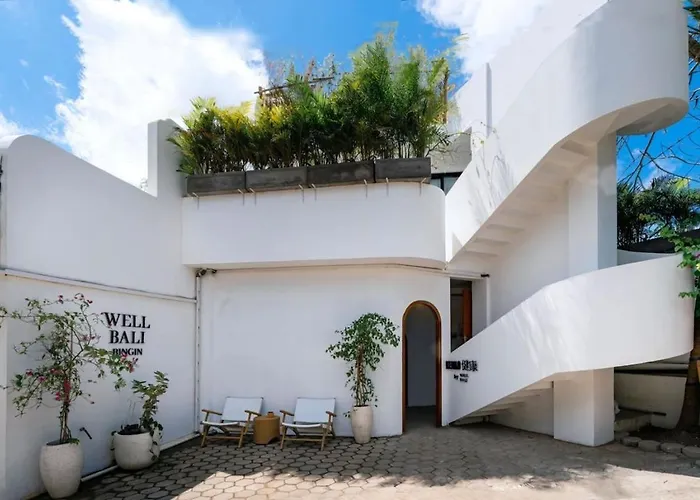 Cozy Wellness Villa- Sauna & Pools, 3 Min To ウルワツ
